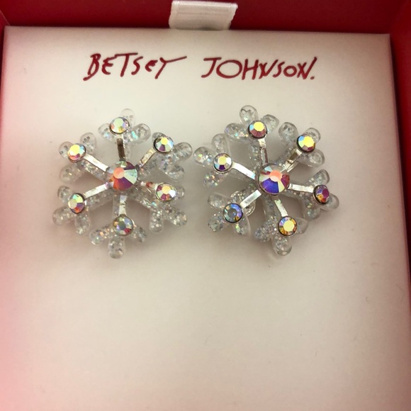 Betsey Johnson Silver Tone & Acrylic Snowflake Stud Earrings Crystal Accents NIB - Picture 3 of 11